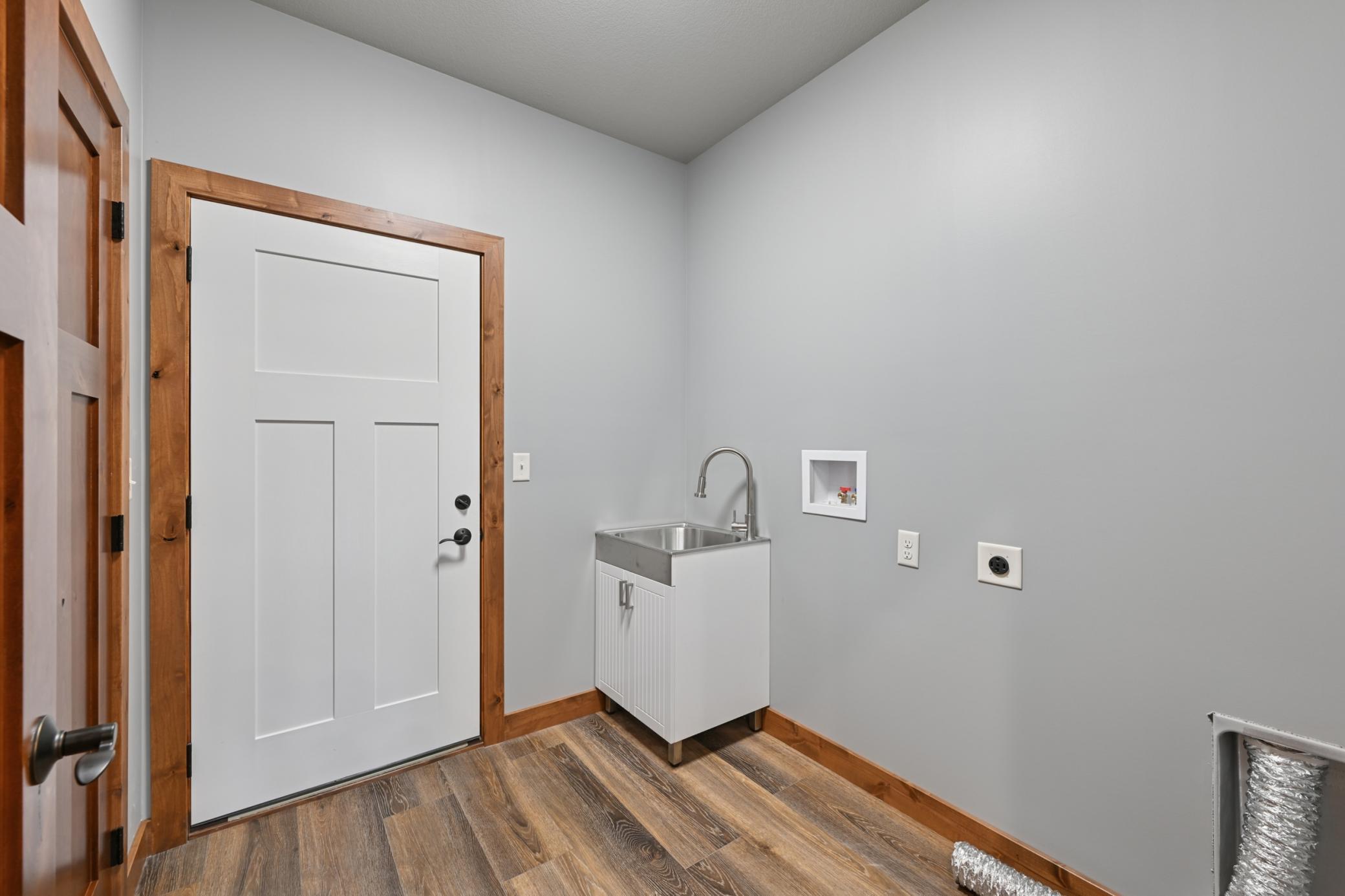 2026 townhouse for sale at 16836 Piper Lane in Brainerd, MN — 2 bed, 2 bath (photo 17 of 23)