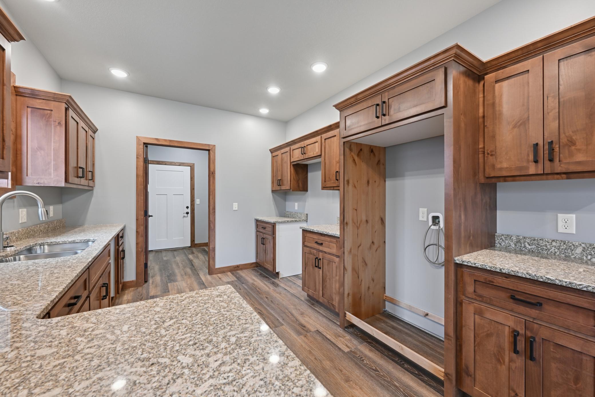 2026 townhouse for sale at 16836 Piper Lane in Brainerd, MN — 2 bed, 2 bath (photo 10 of 23)