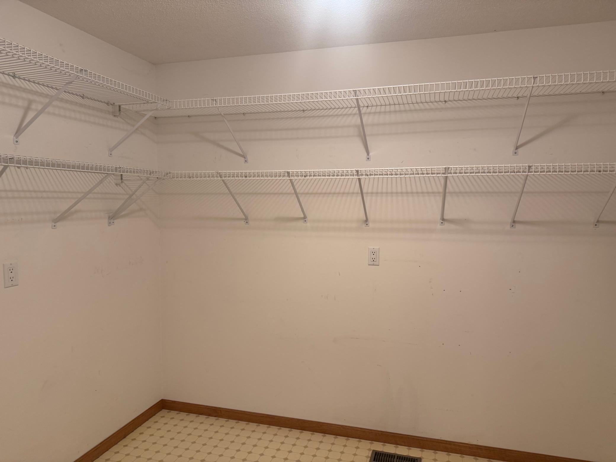 1995 home for sale at 3113 Maple Leaf Court NW in Bemidji, MN — 2 bed, 2 bath (photo 10 of 25)