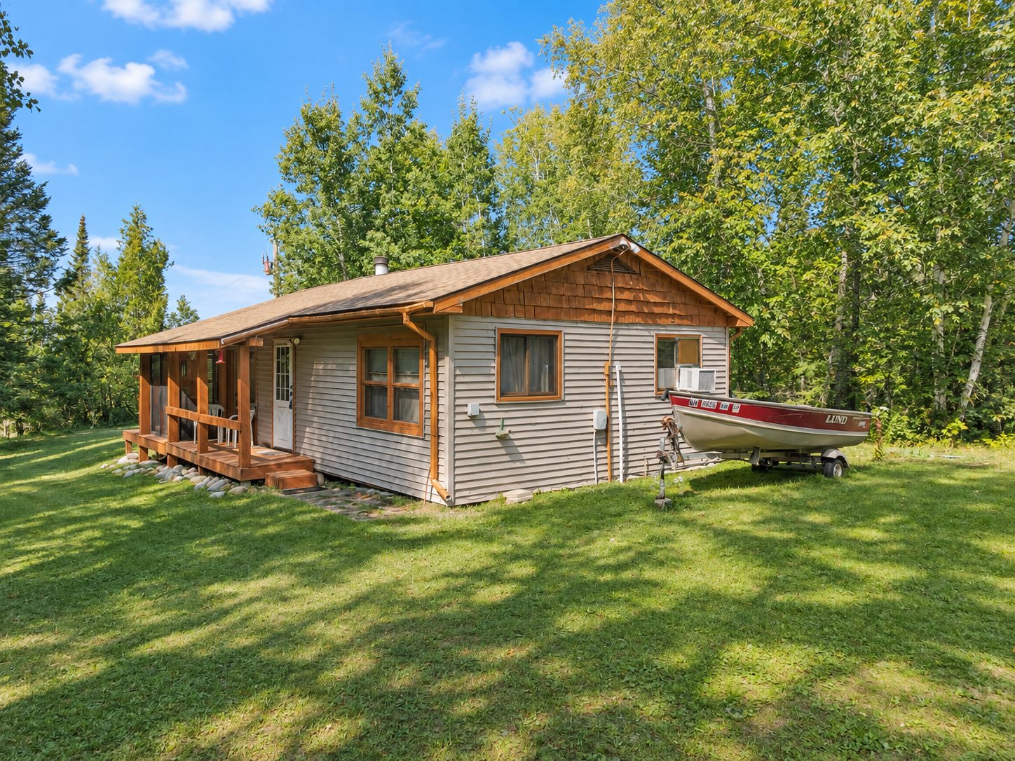 1977 single family home for sale at 42428 County Road 48 in Deer River, MN — 2 bed, 1 bath (photo 4 of 17)