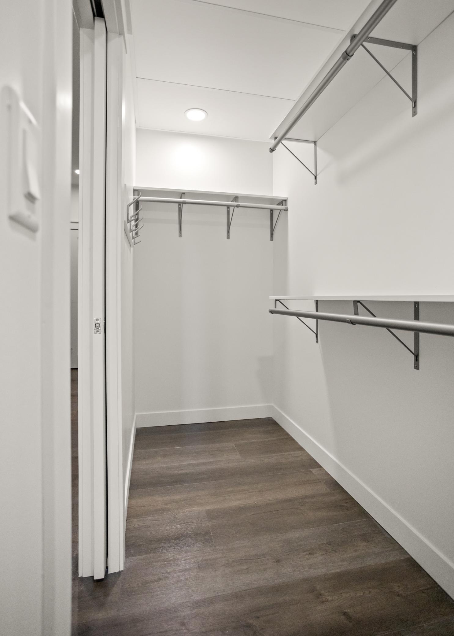 2022 condo for sale at 412 5th Street N, Unit 526 in Fargo, ND — 3 bed, 2 bath (photo 30 of 77)
