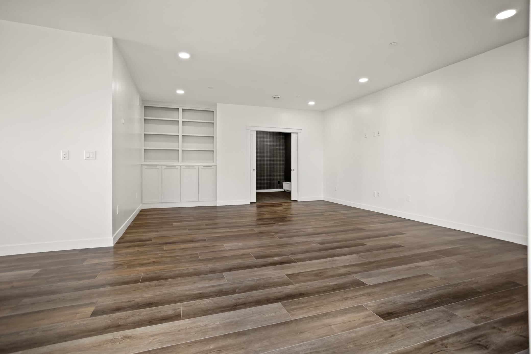 2022 condo for sale at 412 5th Street N, Unit 526 in Fargo, ND — 3 bed, 2 bath (photo 42 of 77)