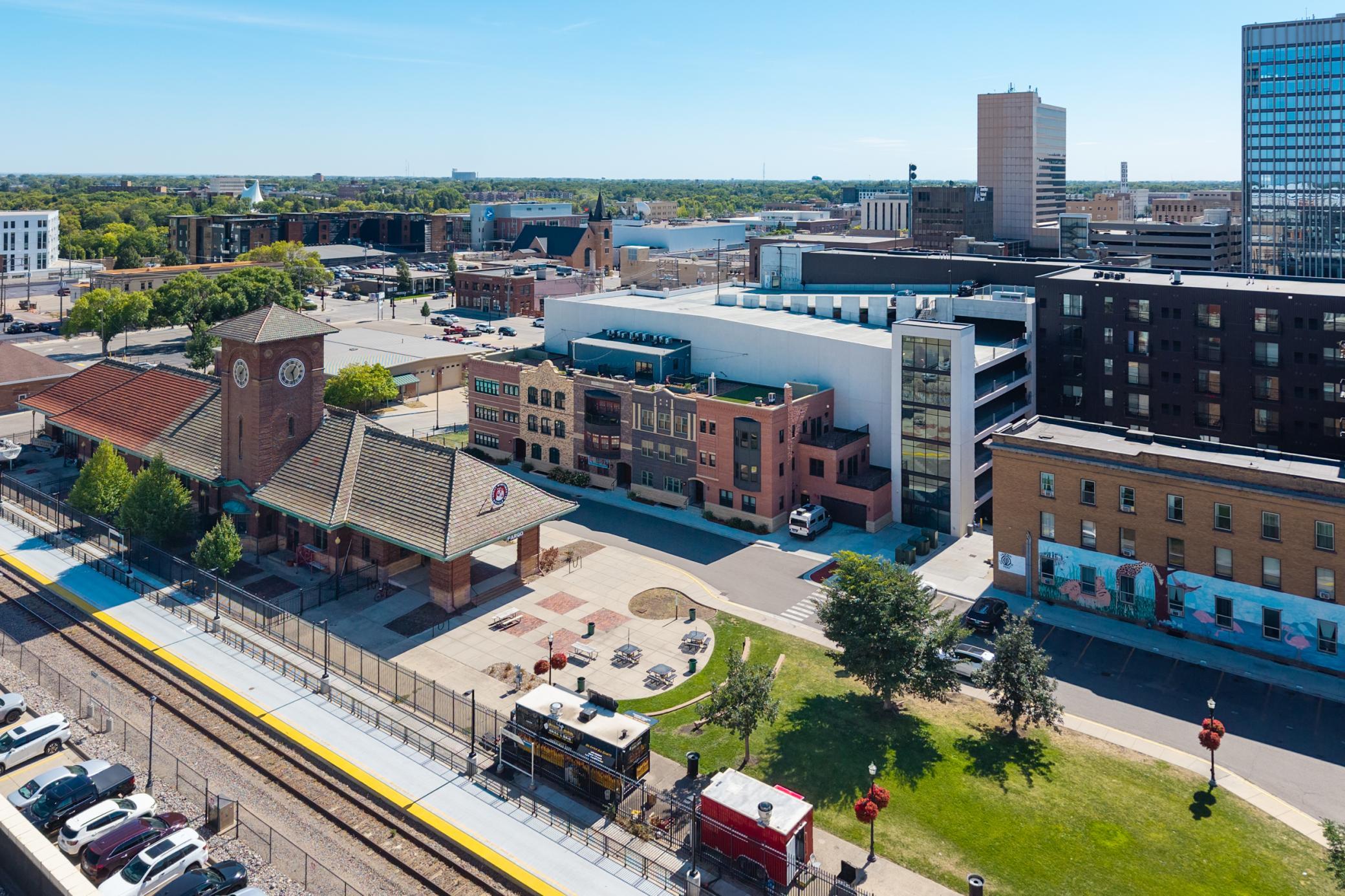 2022 condo for sale at 412 5th Street N, Unit 526 in Fargo, ND — 3 bed, 2 bath (photo 73 of 77)