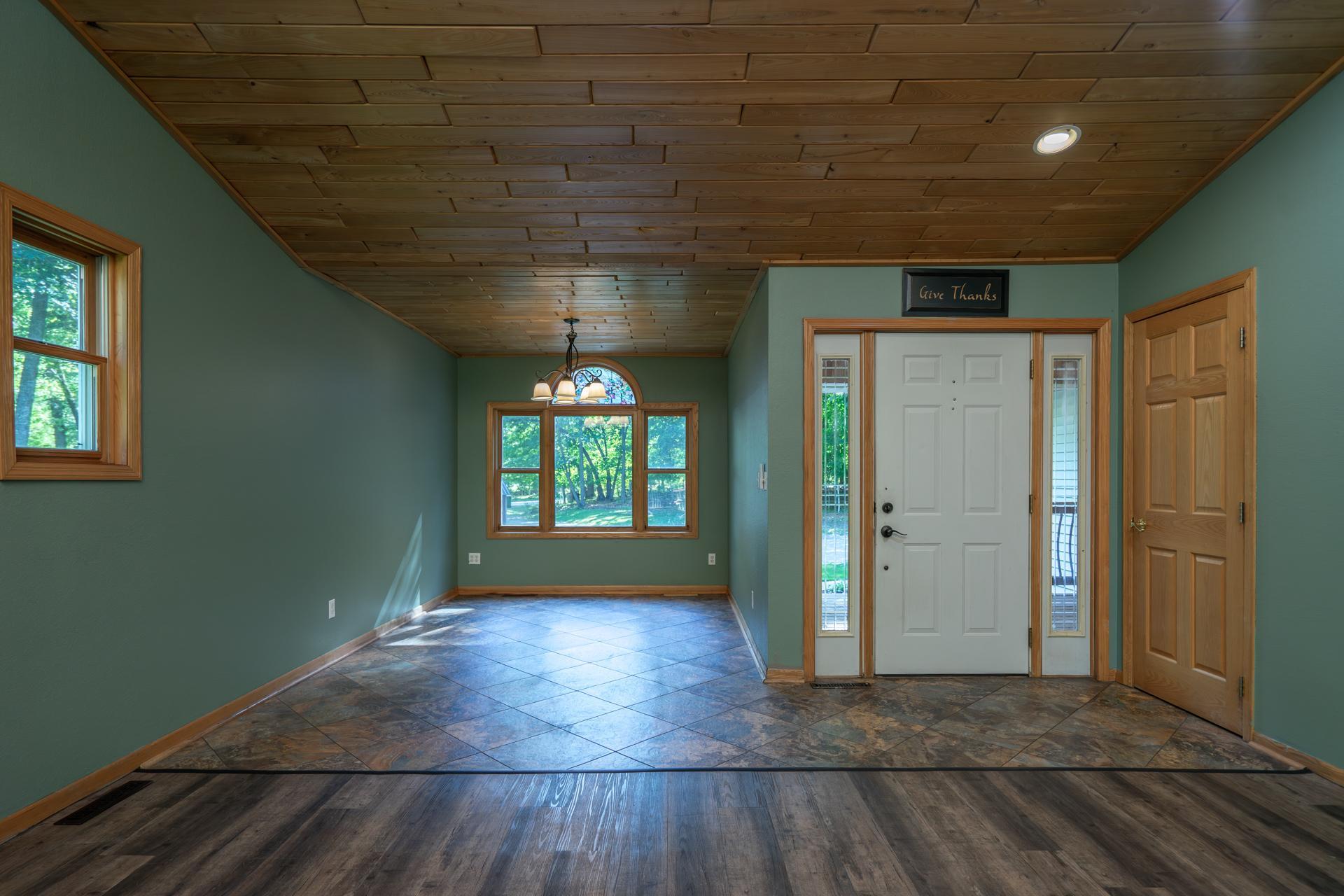 1997 single family home for sale at 6962 County Road 127 in Brainerd, MN — 3 bed, 3 bath (photo 12 of 55)