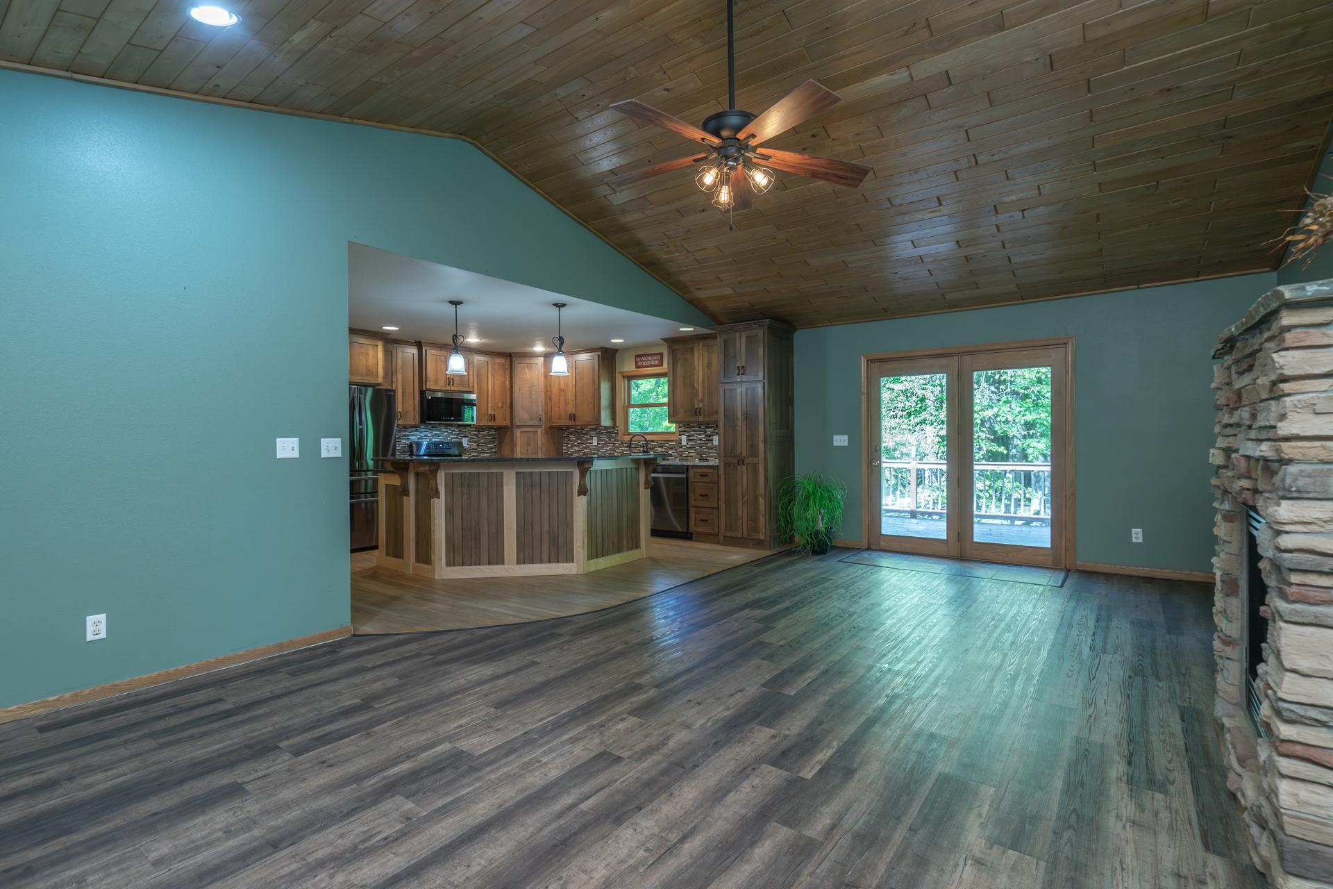 1997 single family home for sale at 6962 County Road 127 in Brainerd, MN — 3 bed, 3 bath (photo 15 of 55)