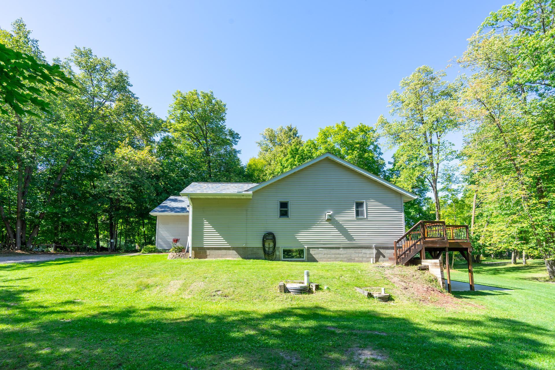 1997 single family home for sale at 6962 County Road 127 in Brainerd, MN — 3 bed, 3 bath (photo 5 of 55)