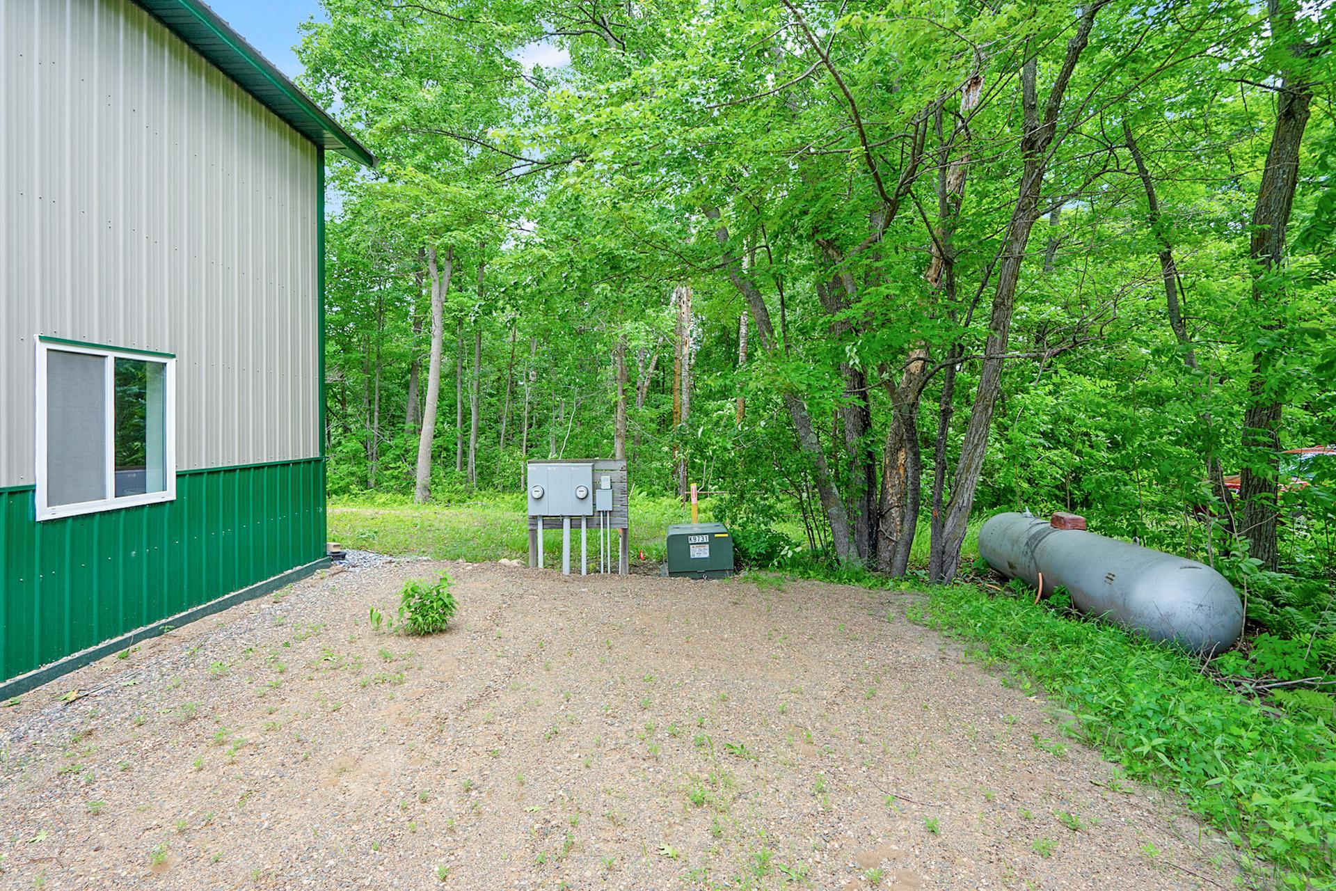 2008 single family home for sale at 9671 Zallar Road in Brainerd, MN — 1 bed, 1 bath (photo 23 of 60)