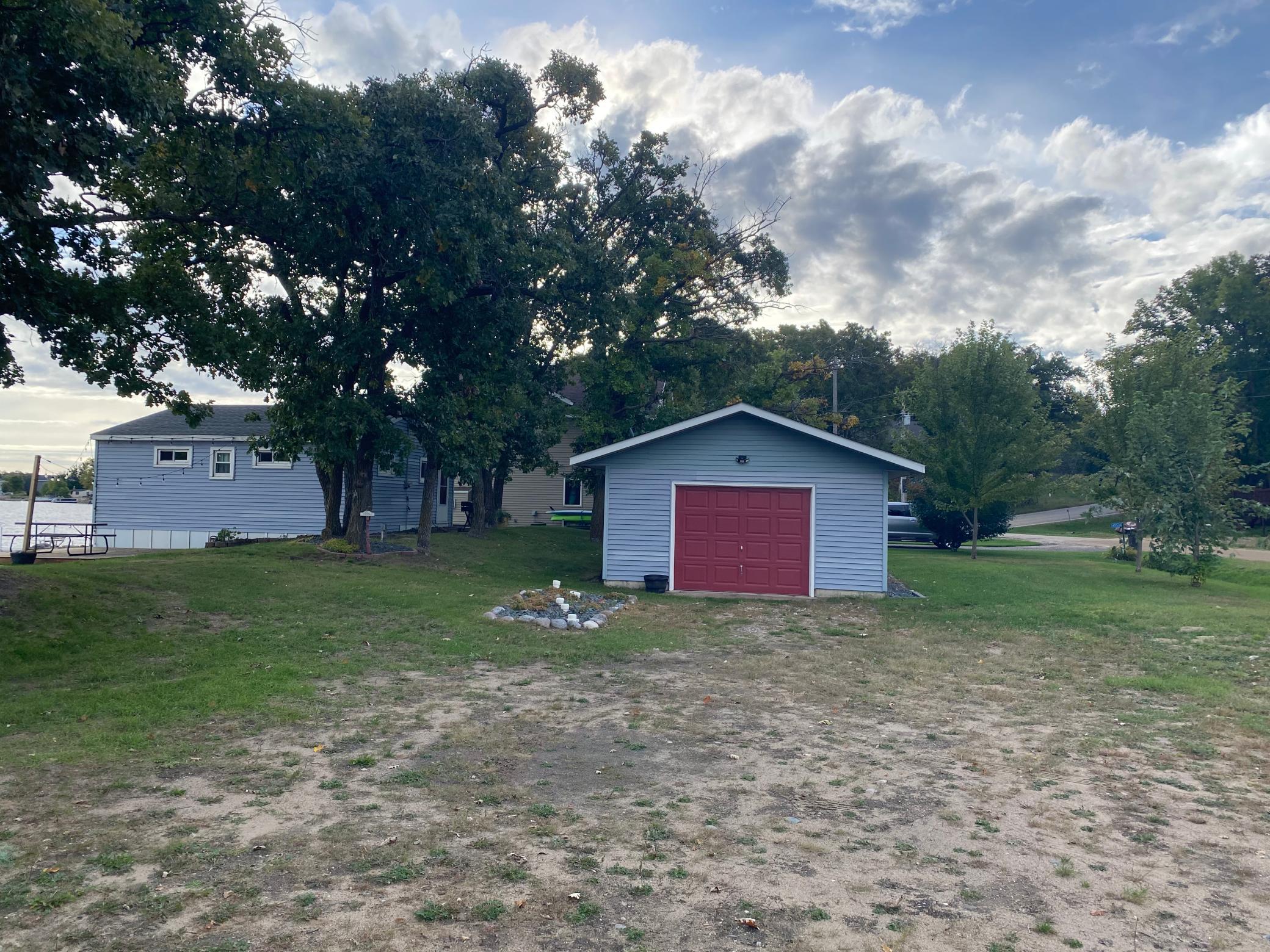 1965 single family home for sale at 45544 Devils Lake Road in Perham, MN — 2 bed, 1 bath (photo 7 of 20)