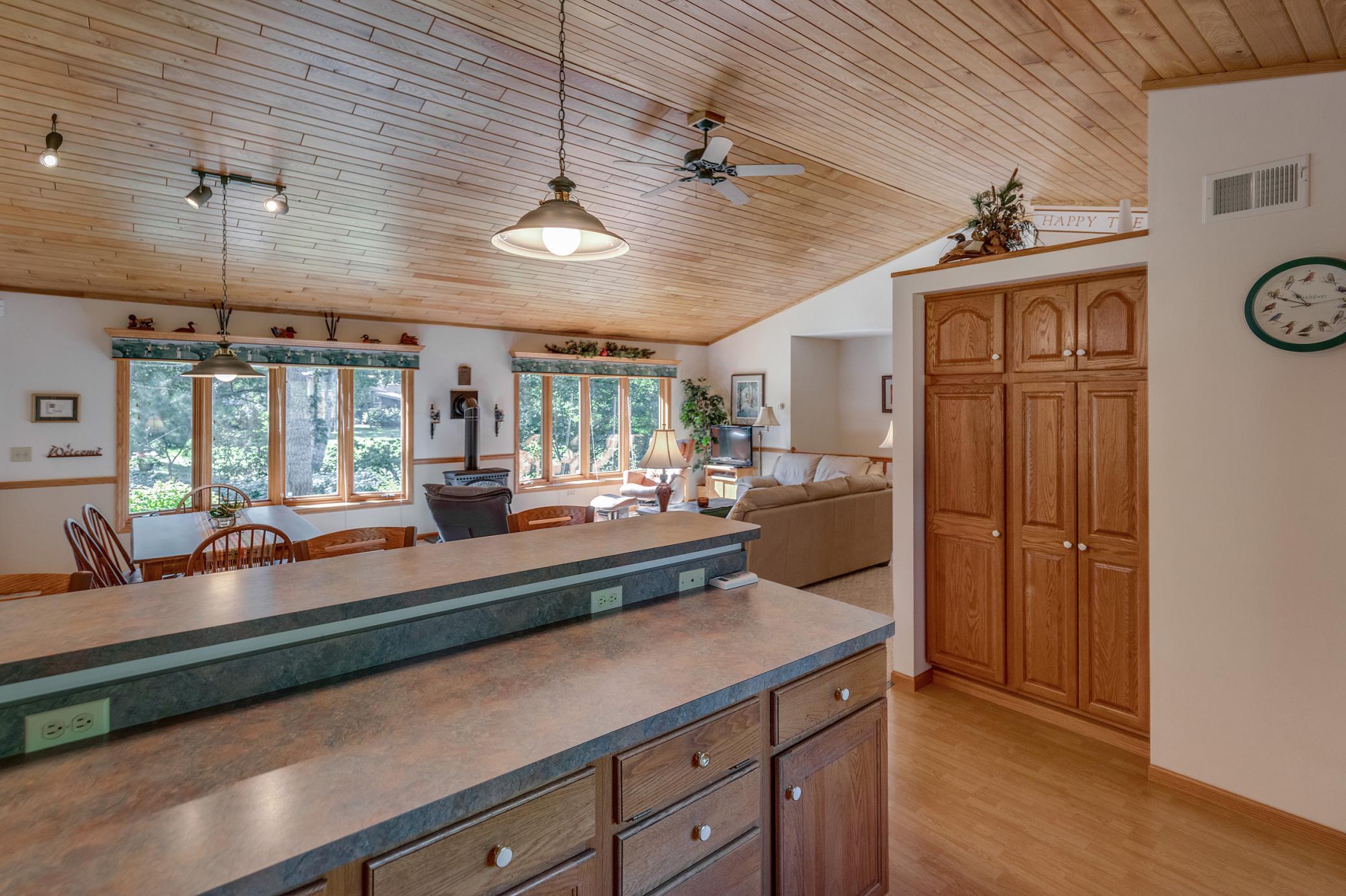 1997 single family home for sale at 11657 Fairway Road in East Gull Lake, MN — 3 bed, 2 bath (photo 14 of 55)