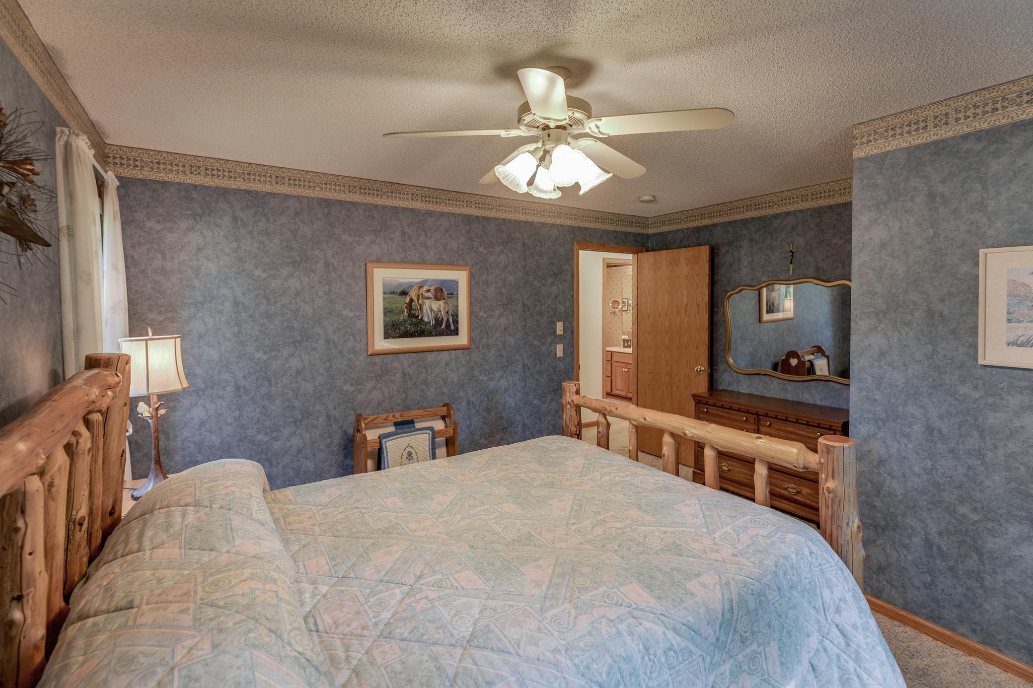 1997 single family home for sale at 11657 Fairway Road in East Gull Lake, MN — 3 bed, 2 bath (photo 21 of 55)
