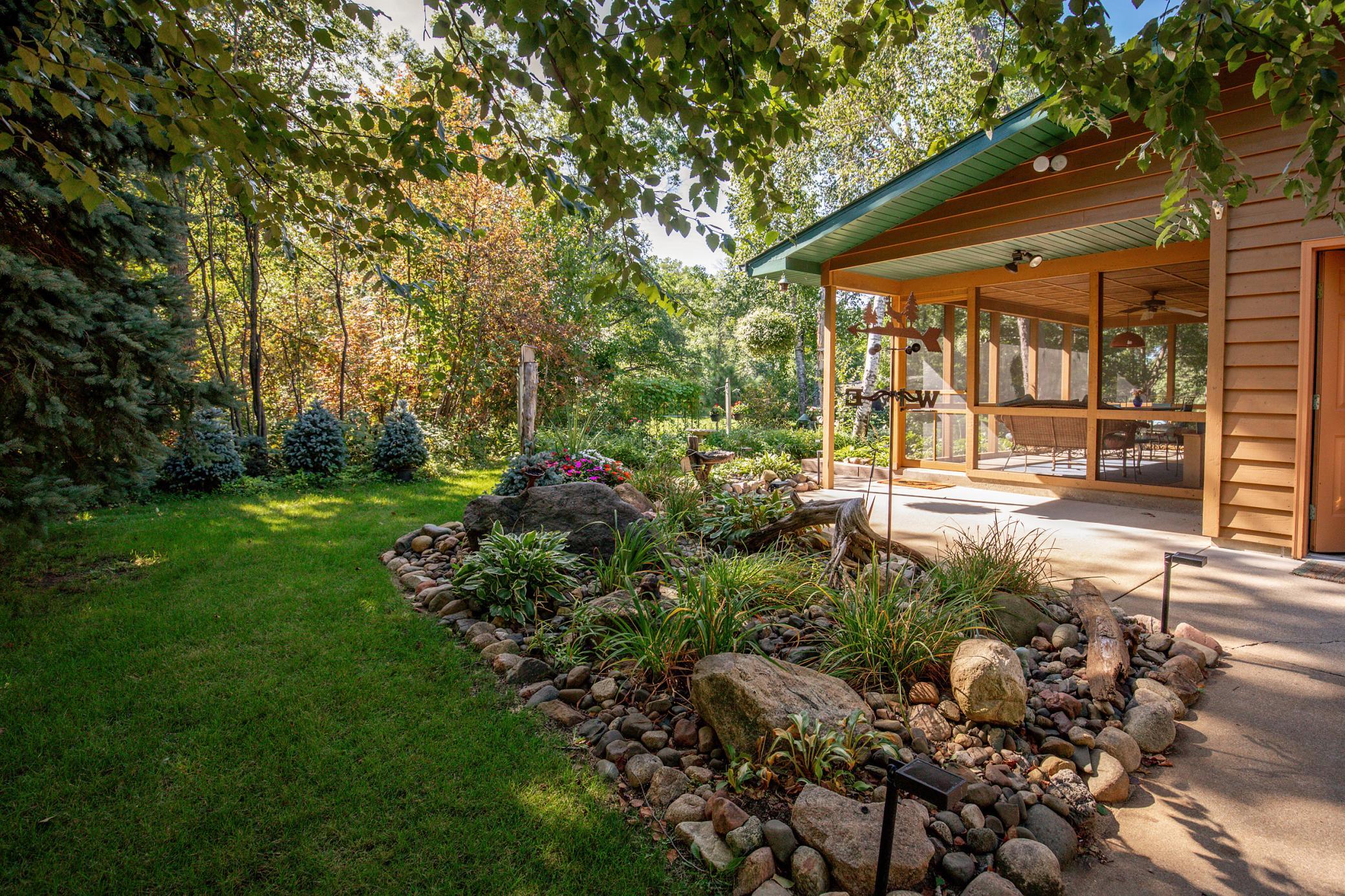 1997 single family home for sale at 11657 Fairway Road in East Gull Lake, MN — 3 bed, 2 bath (photo 4 of 55)