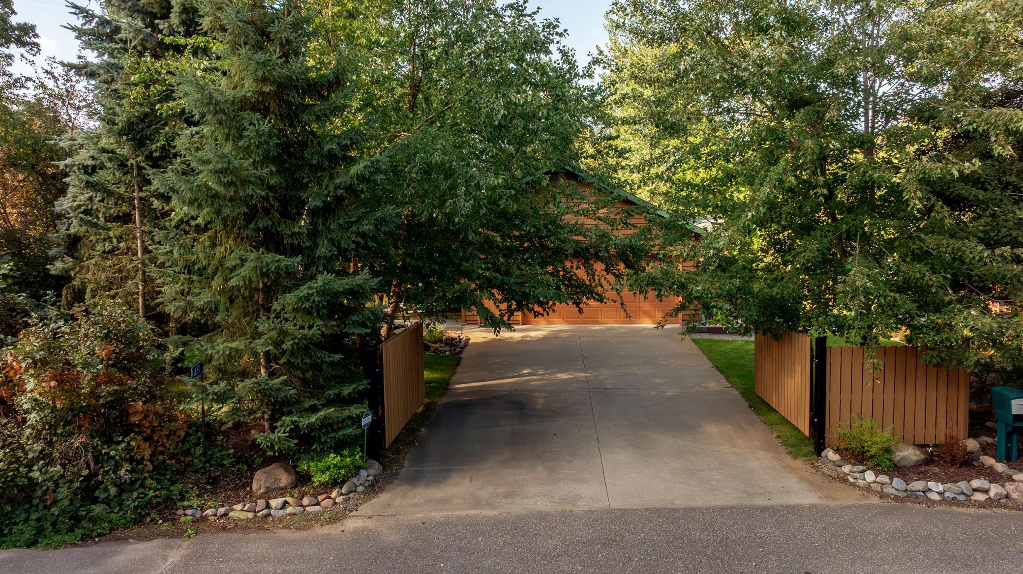 1997 single family home for sale at 11657 Fairway Road in East Gull Lake, MN — 3 bed, 2 bath (photo 51 of 55)