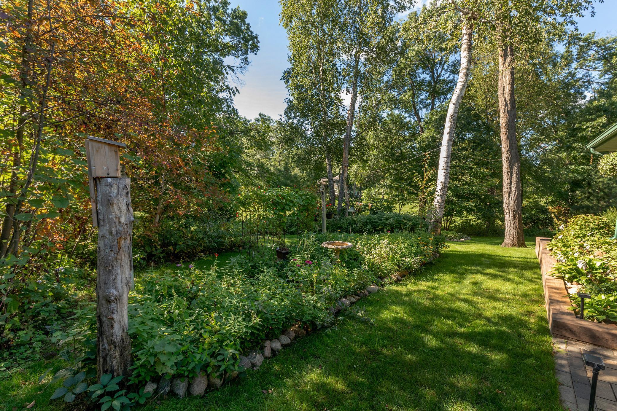 1997 single family home for sale at 11657 Fairway Road in East Gull Lake, MN — 3 bed, 2 bath (photo 8 of 55)