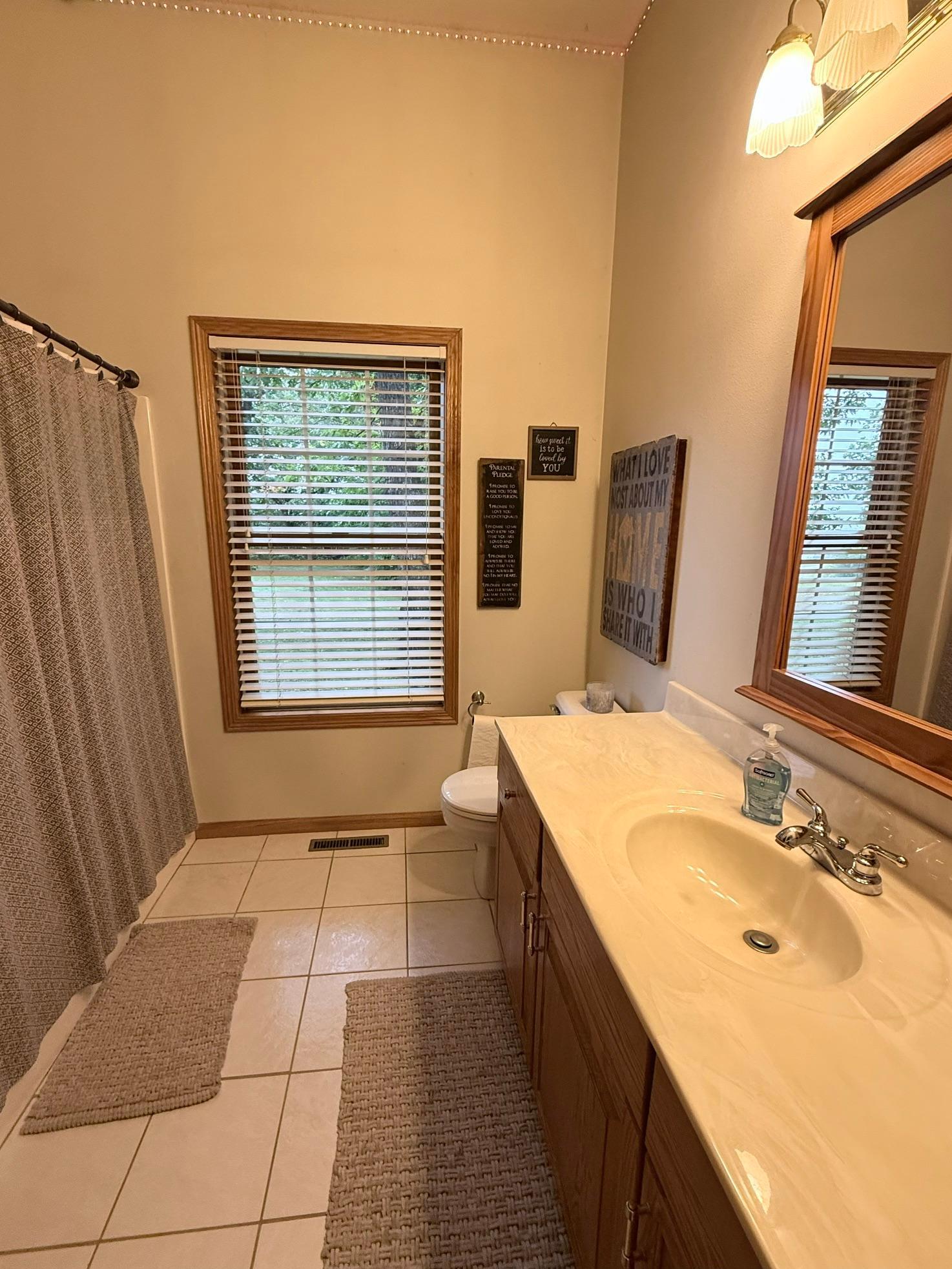 2001 single family home for sale at 12590 Carow Circle in Frazee, MN — 5 bed, 3 bath (photo 11 of 28)