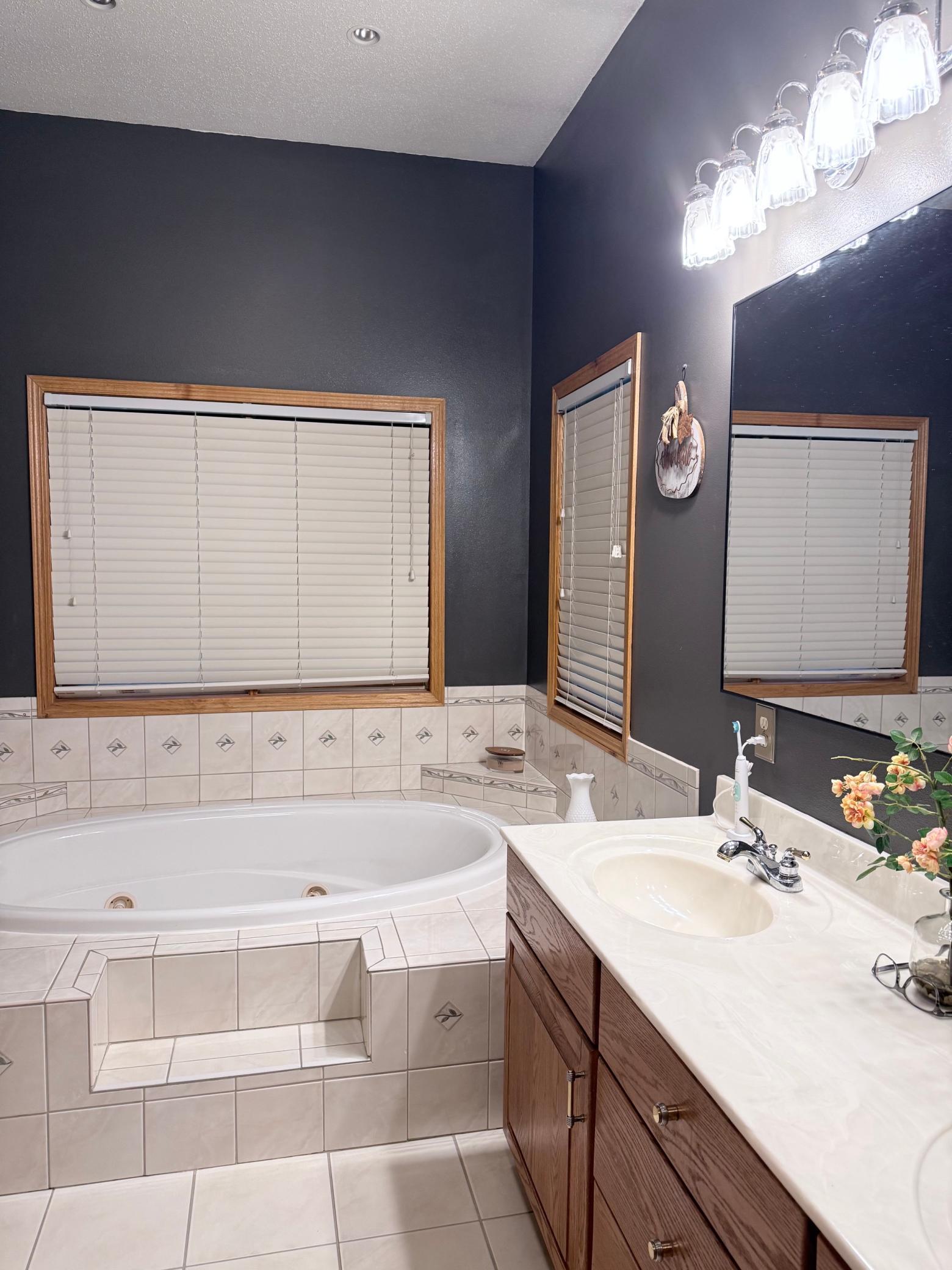 2001 single family home for sale at 12590 Carow Circle in Frazee, MN — 5 bed, 3 bath (photo 13 of 28)
