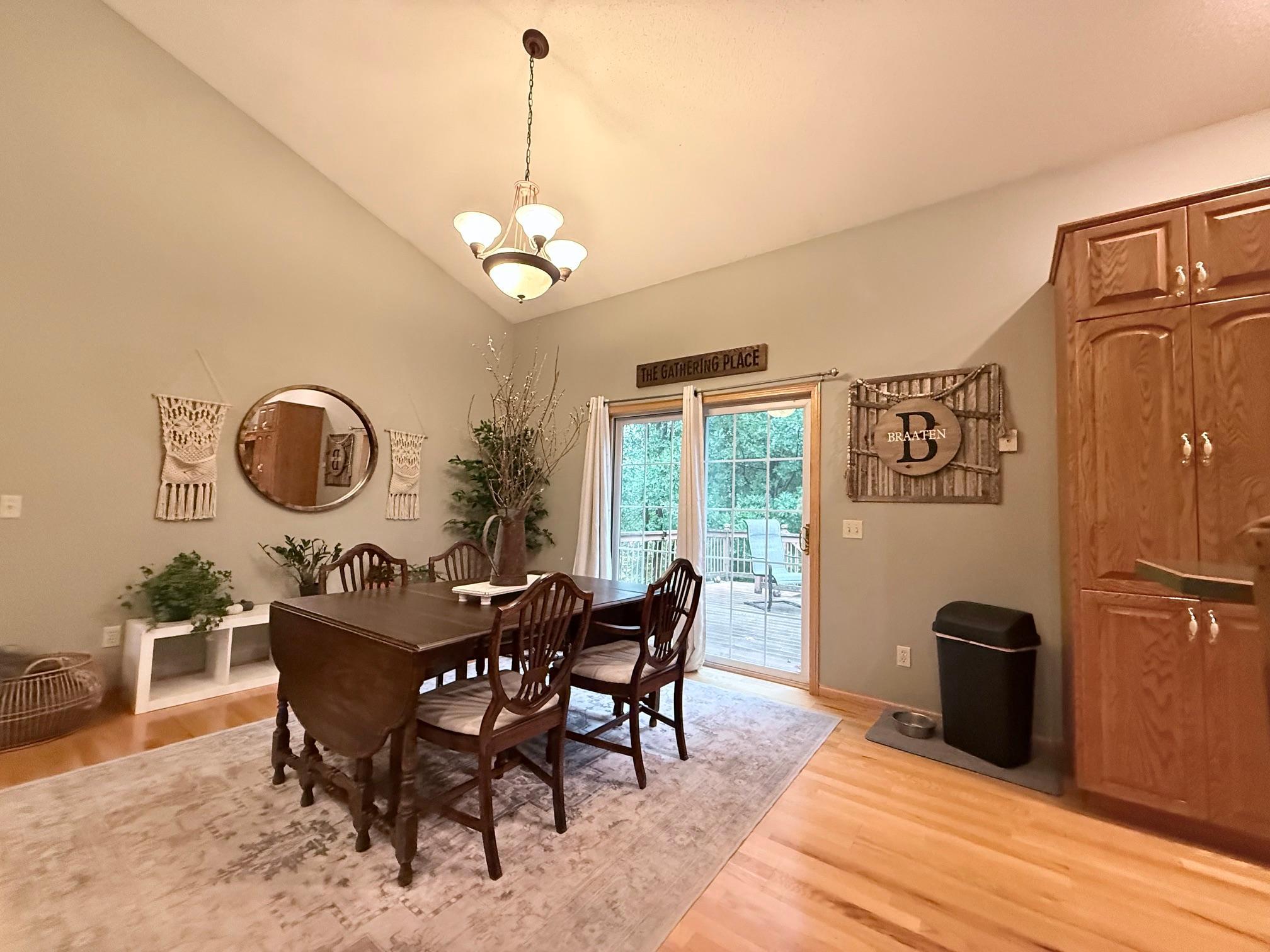 2001 single family home for sale at 12590 Carow Circle in Frazee, MN — 5 bed, 3 bath (photo 9 of 28)