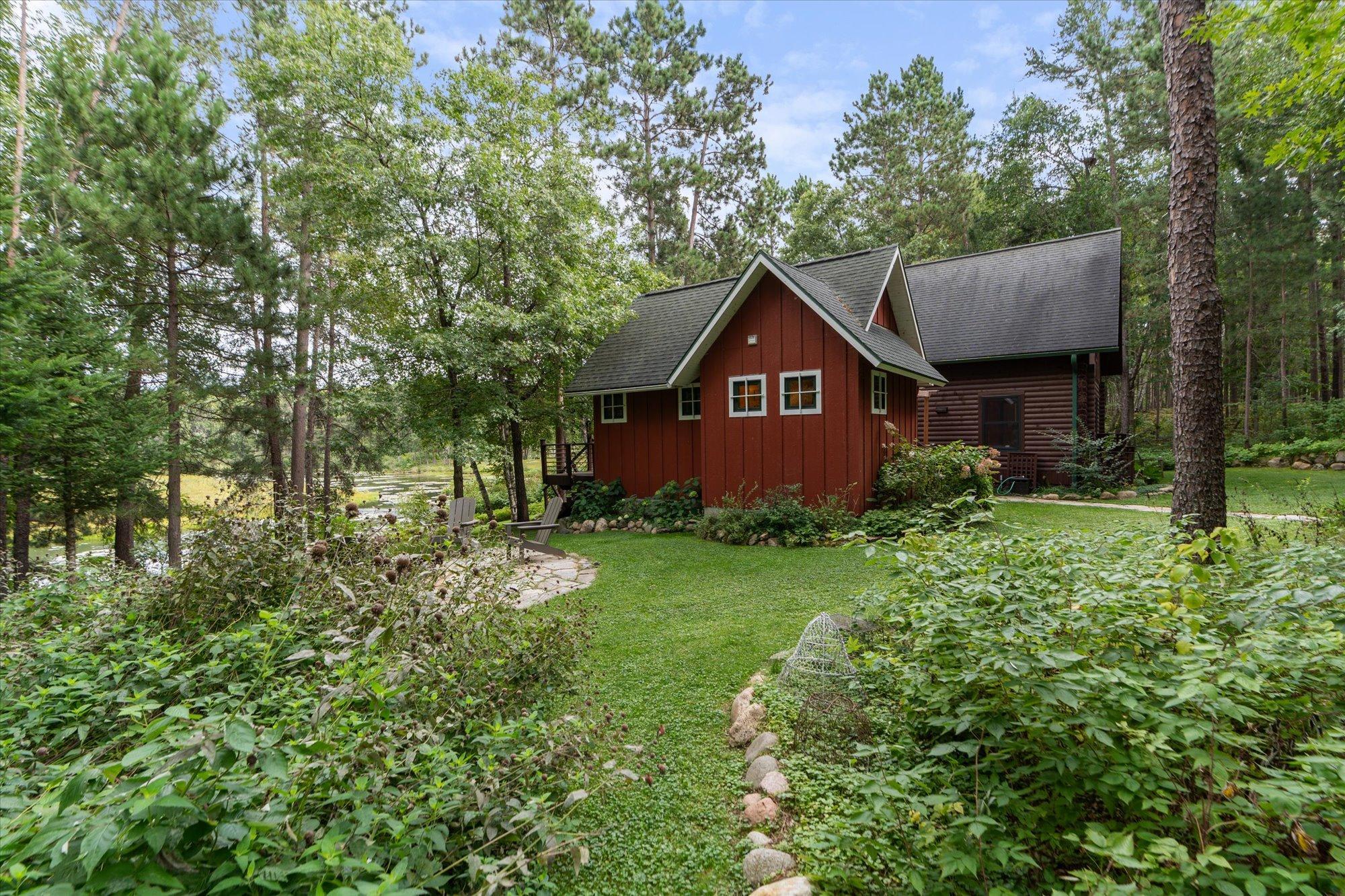 2003 single family home for sale at 36130 Butternut Point Road in Pequot Lakes, MN — 4 bed, 3 bath (photo 6 of 59)