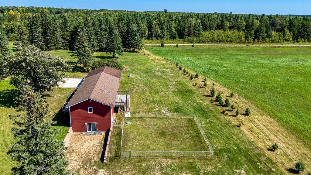 2018 single family home for sale at 44243 325th Avenue in Laporte, MN — 6 bed, 4 bath (photo 48 of 56)