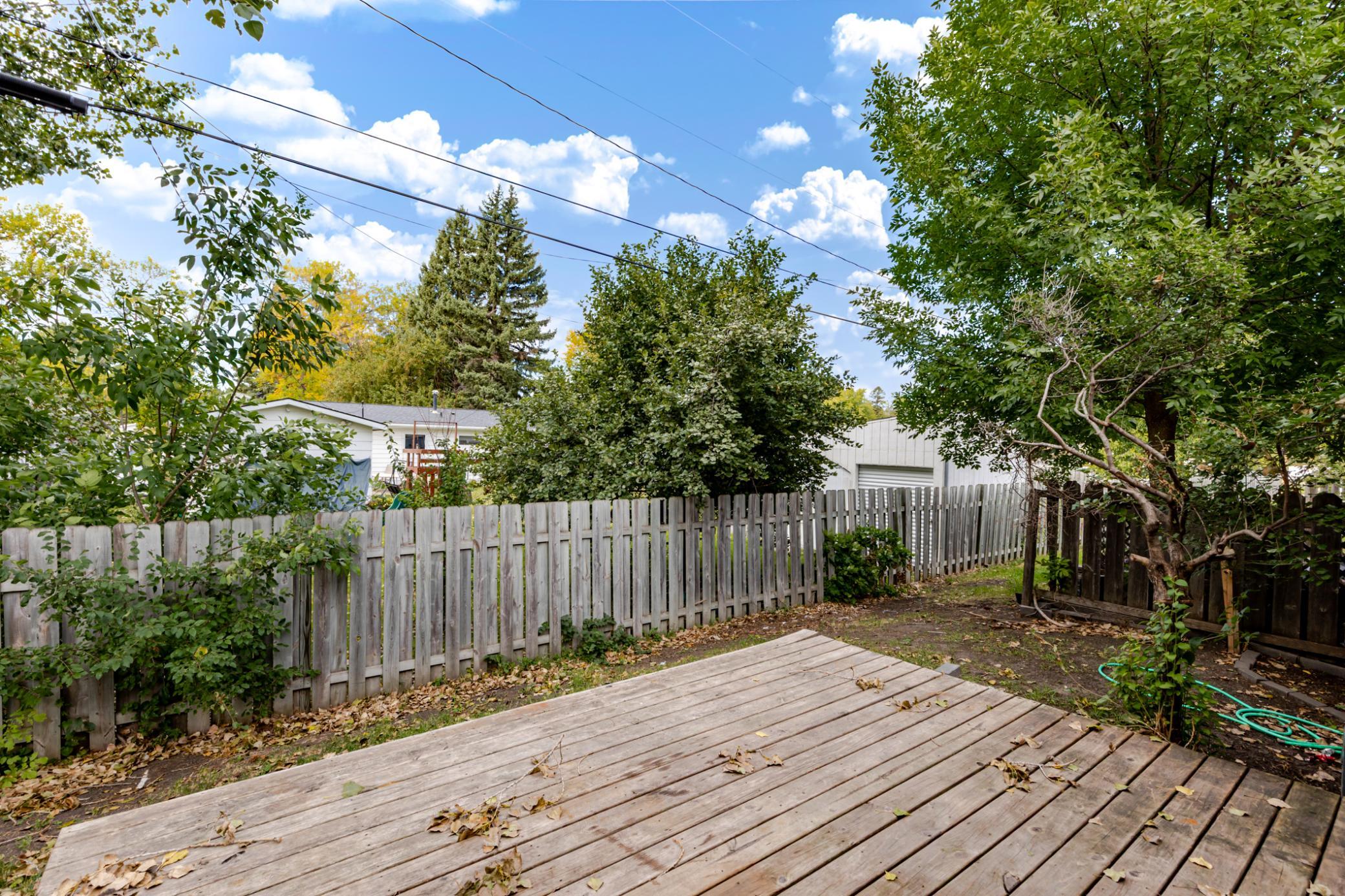 1977 condo for sale at 1915 18th Avenue S in Moorhead, MN — 2 bed, 1 bath (photo 27 of 30)
