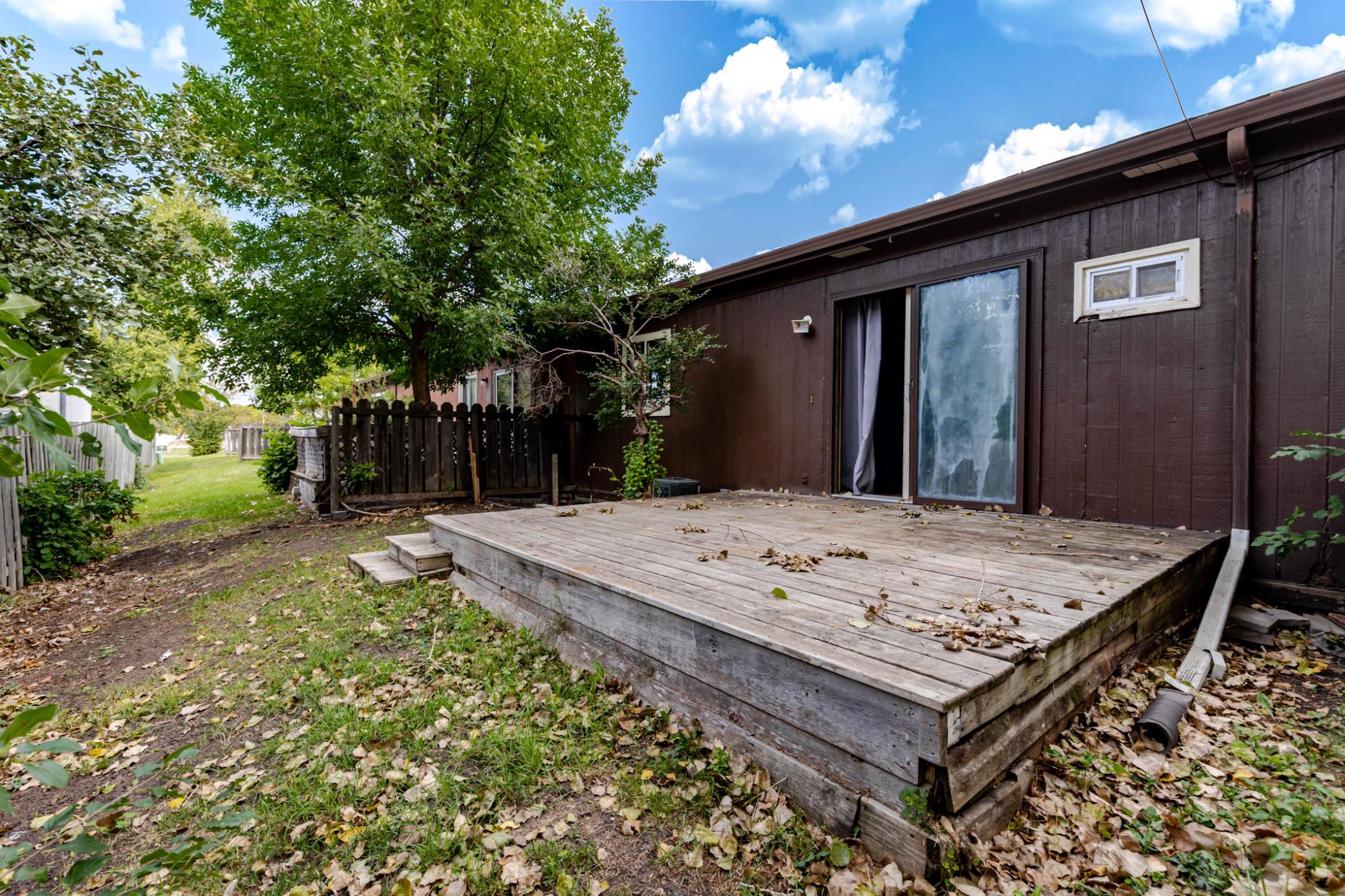 1977 condo for sale at 1915 18th Avenue S in Moorhead, MN — 2 bed, 1 bath (photo 29 of 30)