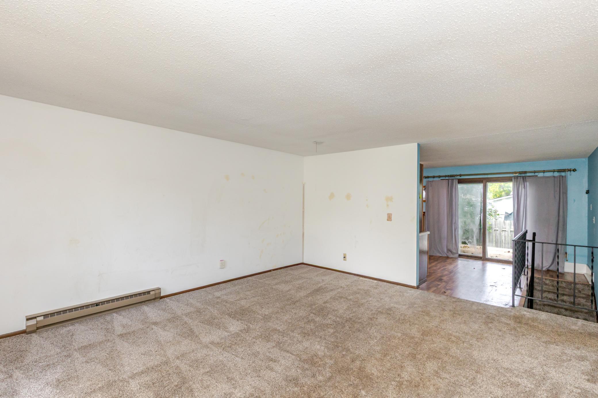 1977 condo for sale at 1915 18th Avenue S in Moorhead, MN — 2 bed, 1 bath (photo 7 of 30)