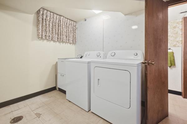 1956 single family home for sale at 1212 8th Avenue NE in Brainerd, MN — 3 bed, 2 bath (photo 34 of 38)