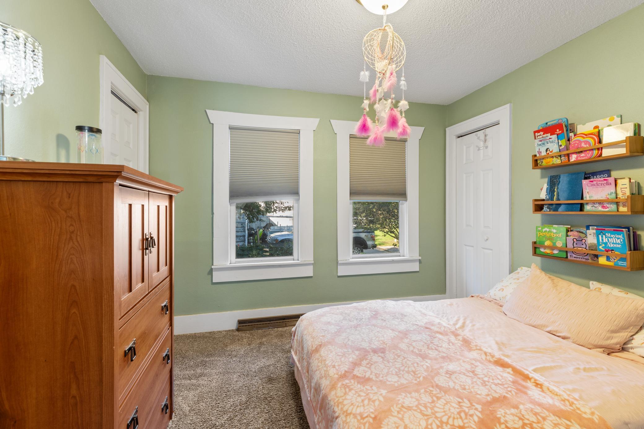 1924 single family home for sale at 828 Quince Street in Brainerd, MN — 2 bed, 1 bath (photo 8 of 20)