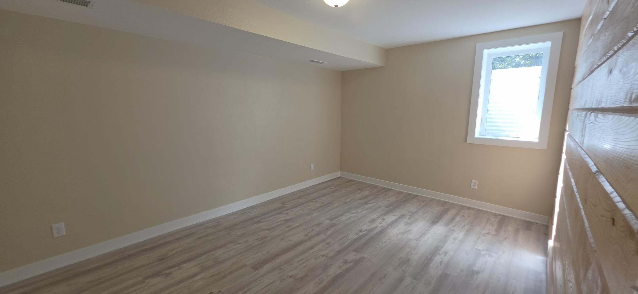 2025 single family home for sale at 12587 65th Avenue SW in Motley, MN — 5 bed, 3 bath (photo 20 of 37)
