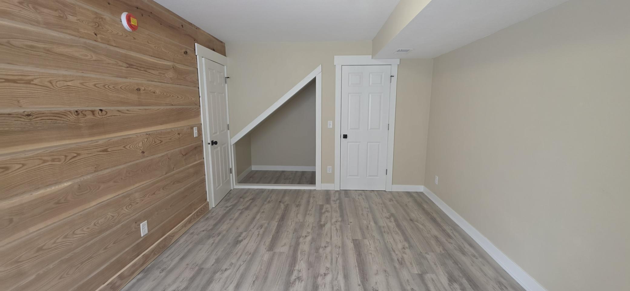 2025 single family home for sale at 12587 65th Avenue SW in Motley, MN — 5 bed, 3 bath (photo 21 of 37)