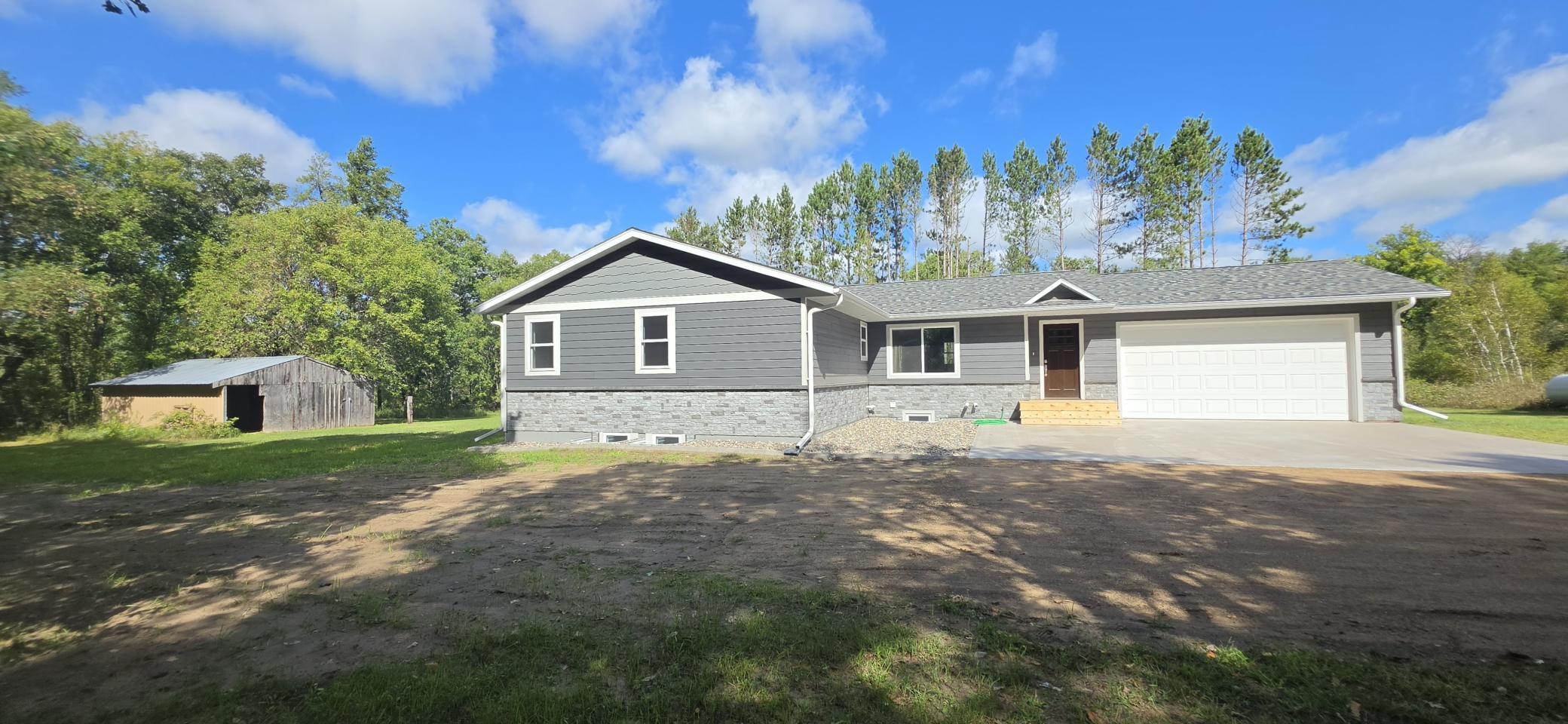 2025 single family home for sale at 12587 65th Avenue SW in Motley, MN — 5 bed, 3 bath (photo 33 of 37)