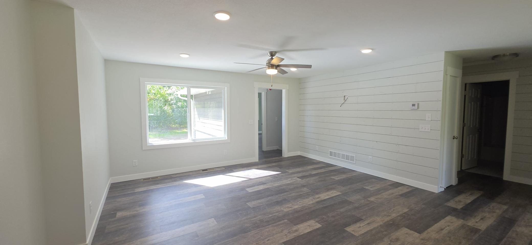 2025 single family home for sale at 12587 65th Avenue SW in Motley, MN — 5 bed, 3 bath (photo 8 of 37)