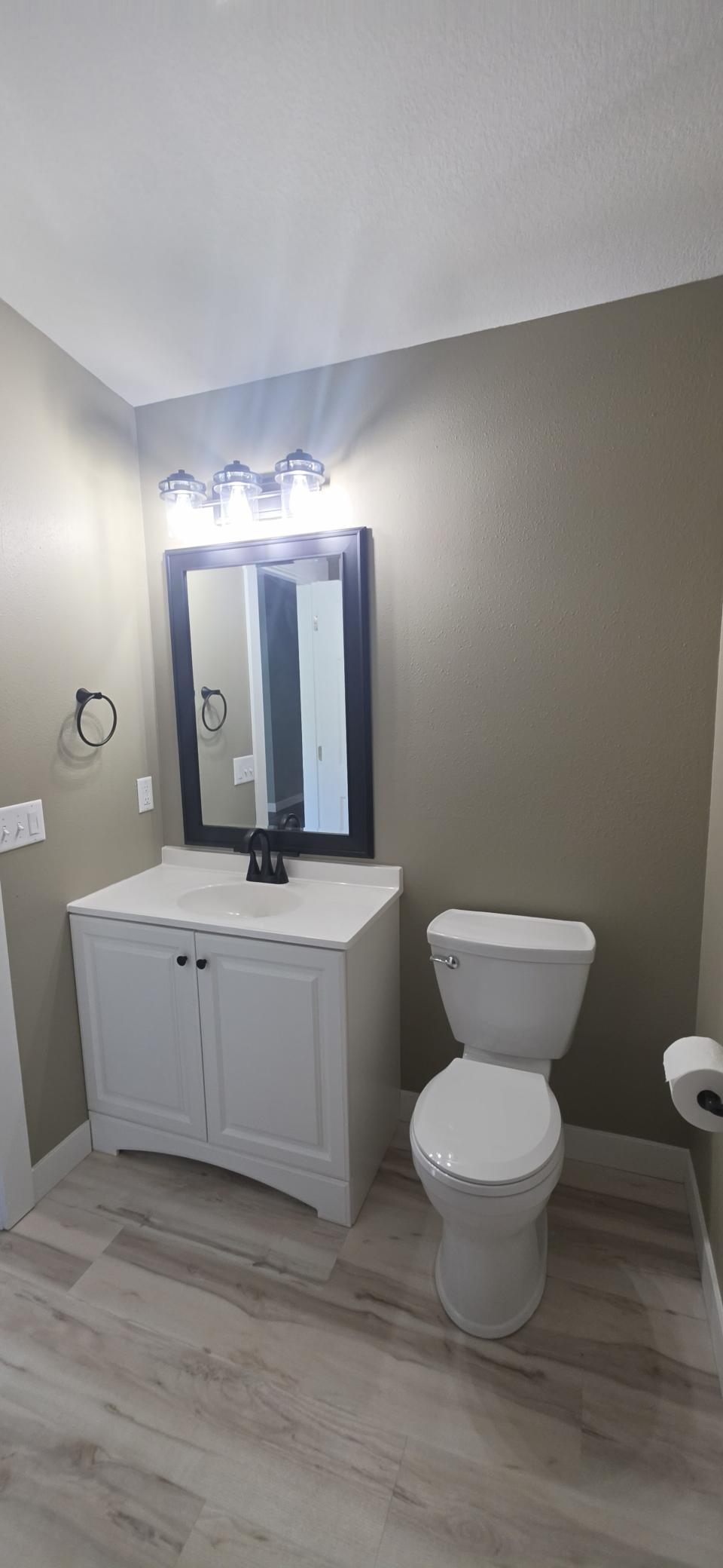 2025 single family home for sale at 12587 65th Avenue SW in Motley, MN — 5 bed, 3 bath (photo 9 of 37)