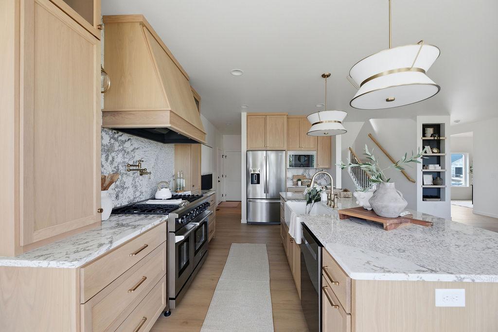 2026 single family home for sale at 3105 Archer Place S in Fargo, ND — 3 bed, 3 bath (photo 12 of 38)