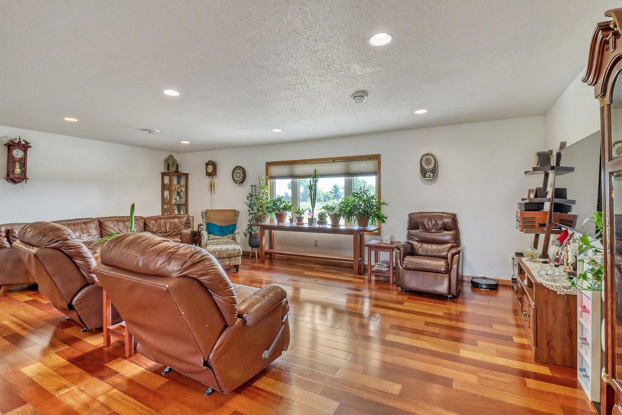 2010 single family home for sale at 451 263rd Street S in Hawley, MN — 4 bed, 3 bath (photo 12 of 44)