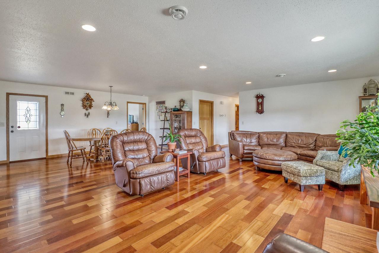 2010 single family home for sale at 451 263rd Street S in Hawley, MN — 4 bed, 3 bath (photo 14 of 44)