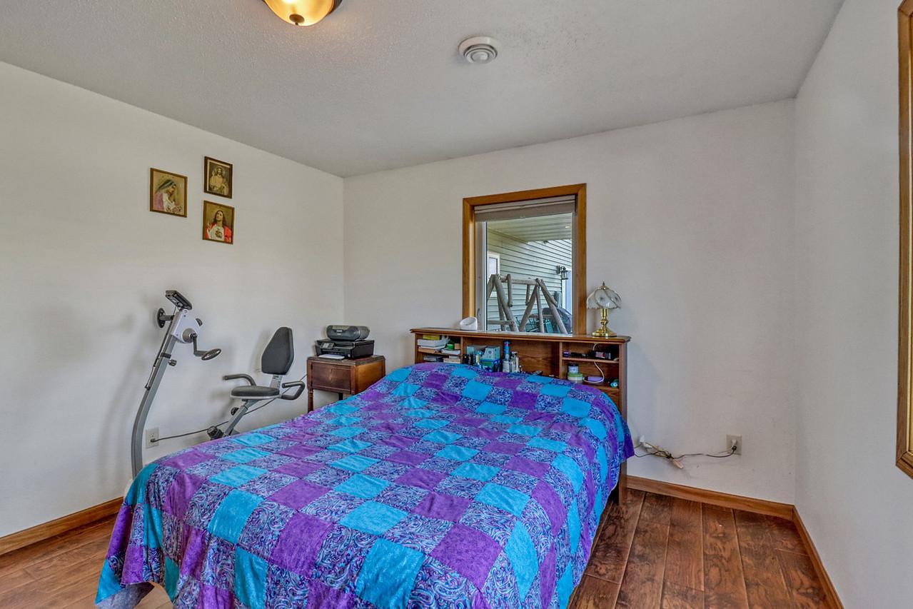 2010 single family home for sale at 451 263rd Street S in Hawley, MN — 4 bed, 3 bath (photo 18 of 44)