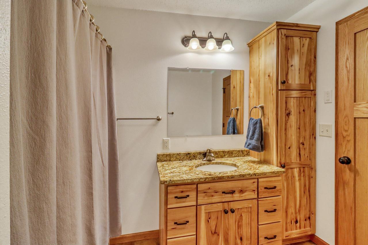 2010 single family home for sale at 451 263rd Street S in Hawley, MN — 4 bed, 3 bath (photo 30 of 44)