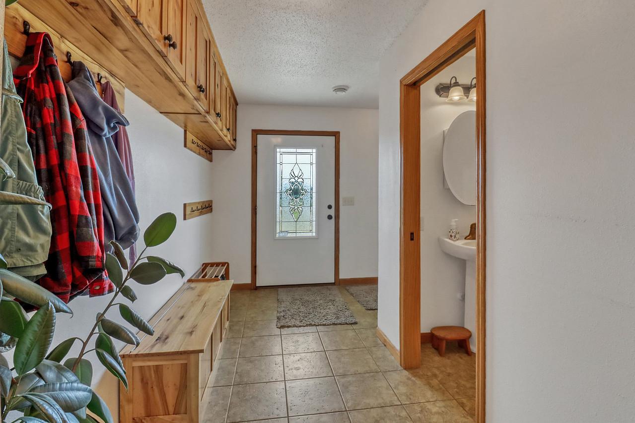 2010 single family home for sale at 451 263rd Street S in Hawley, MN — 4 bed, 3 bath (photo 34 of 44)