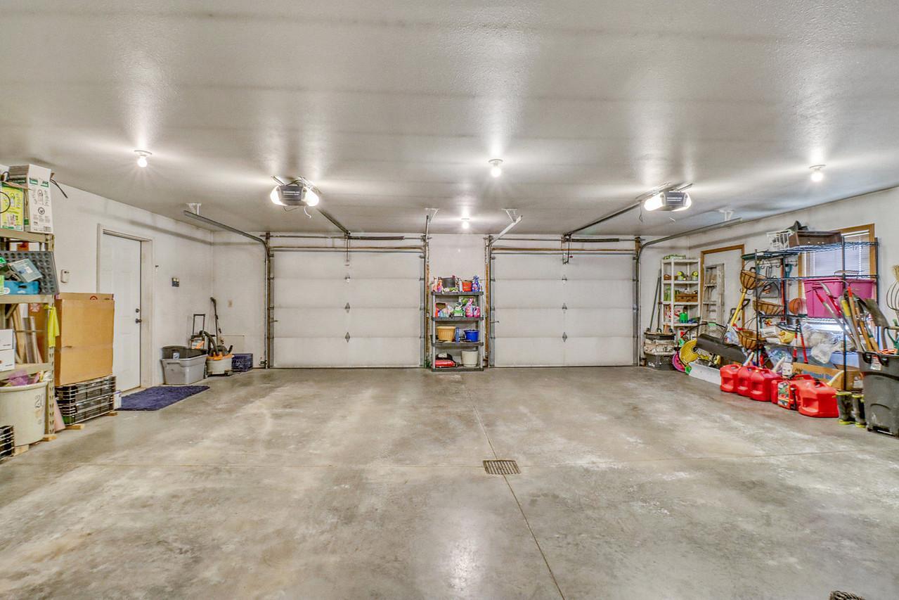 2010 single family home for sale at 451 263rd Street S in Hawley, MN — 4 bed, 3 bath (photo 36 of 44)