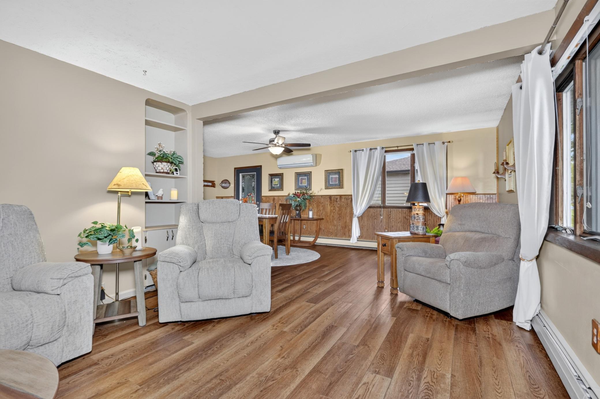 1955 single family home for sale at 316 Congdon Street in Coleraine, MN — 4 bed, 3 bath (photo 11 of 59)