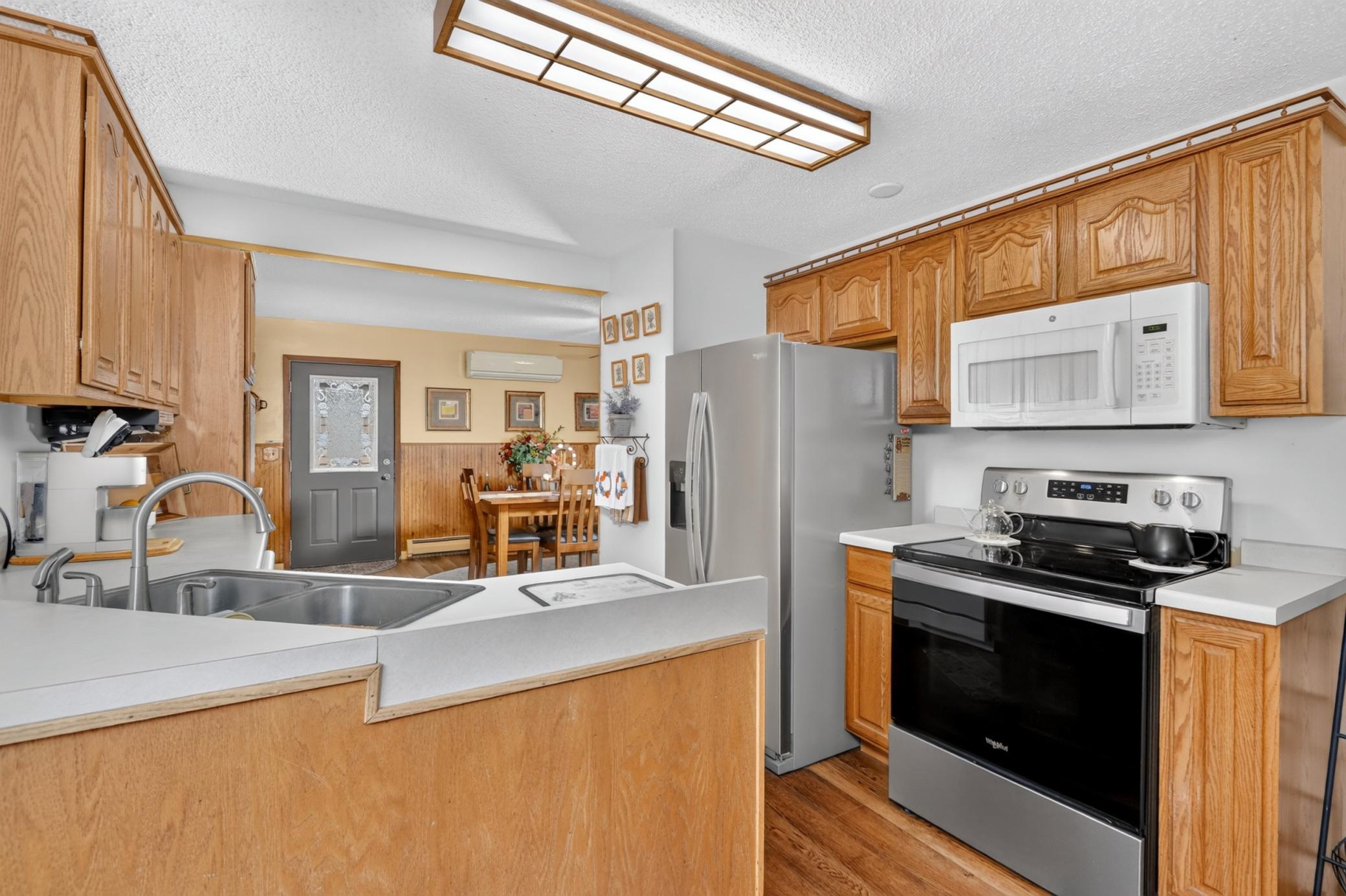 1955 single family home for sale at 316 Congdon Street in Coleraine, MN — 4 bed, 3 bath (photo 16 of 59)