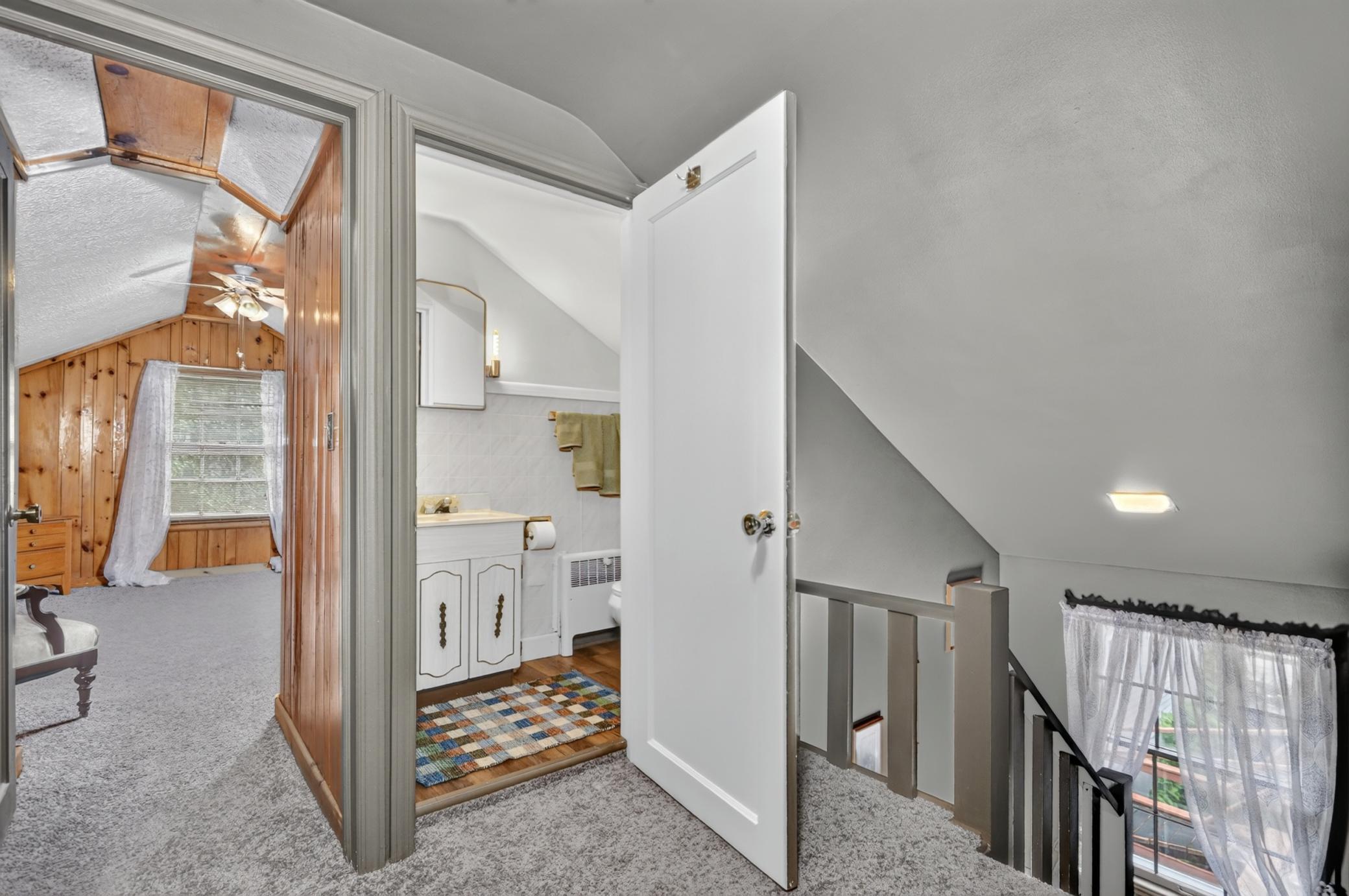 1955 single family home for sale at 316 Congdon Street in Coleraine, MN — 4 bed, 3 bath (photo 23 of 59)