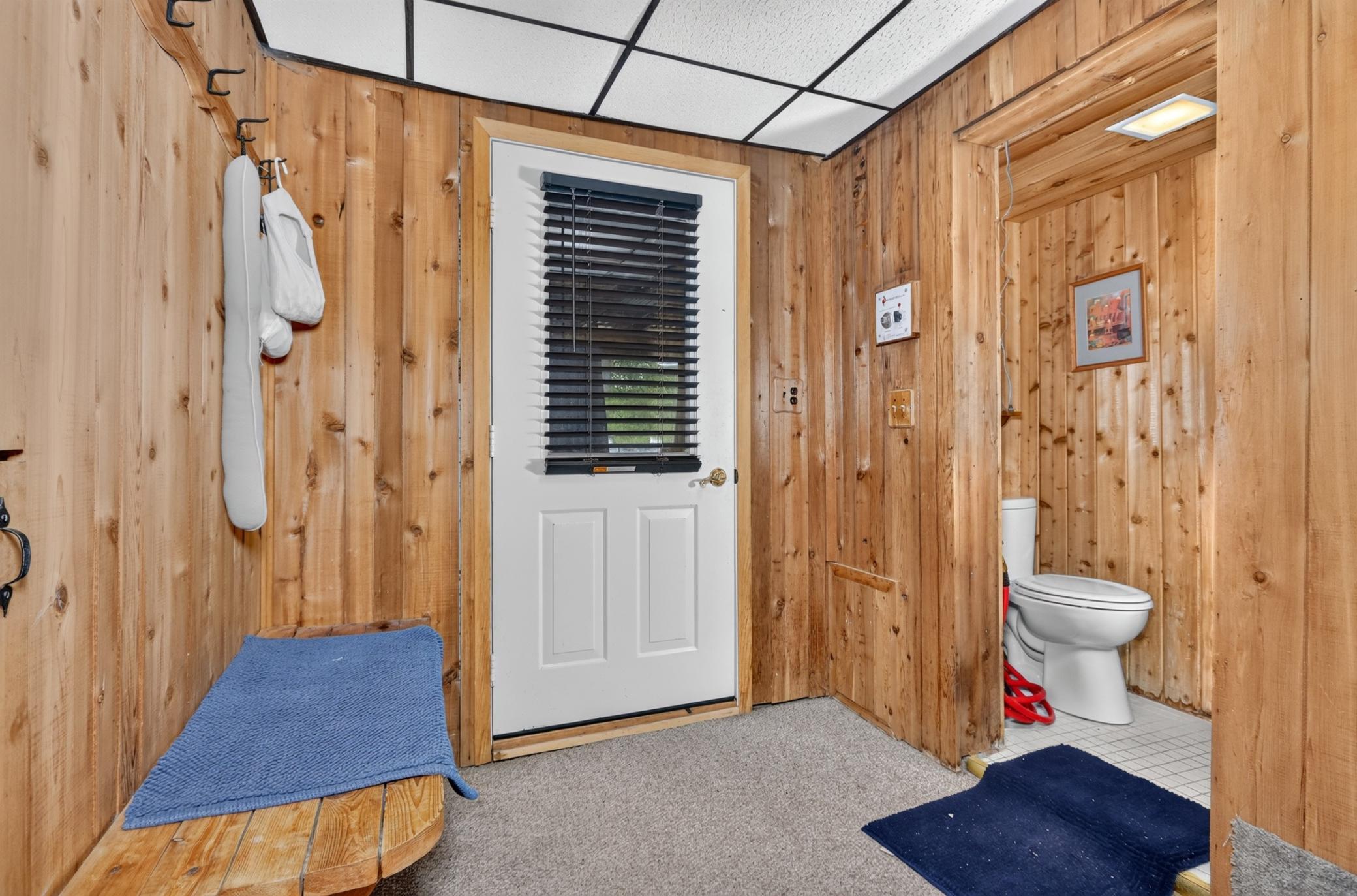 1955 single family home for sale at 316 Congdon Street in Coleraine, MN — 4 bed, 3 bath (photo 32 of 59)