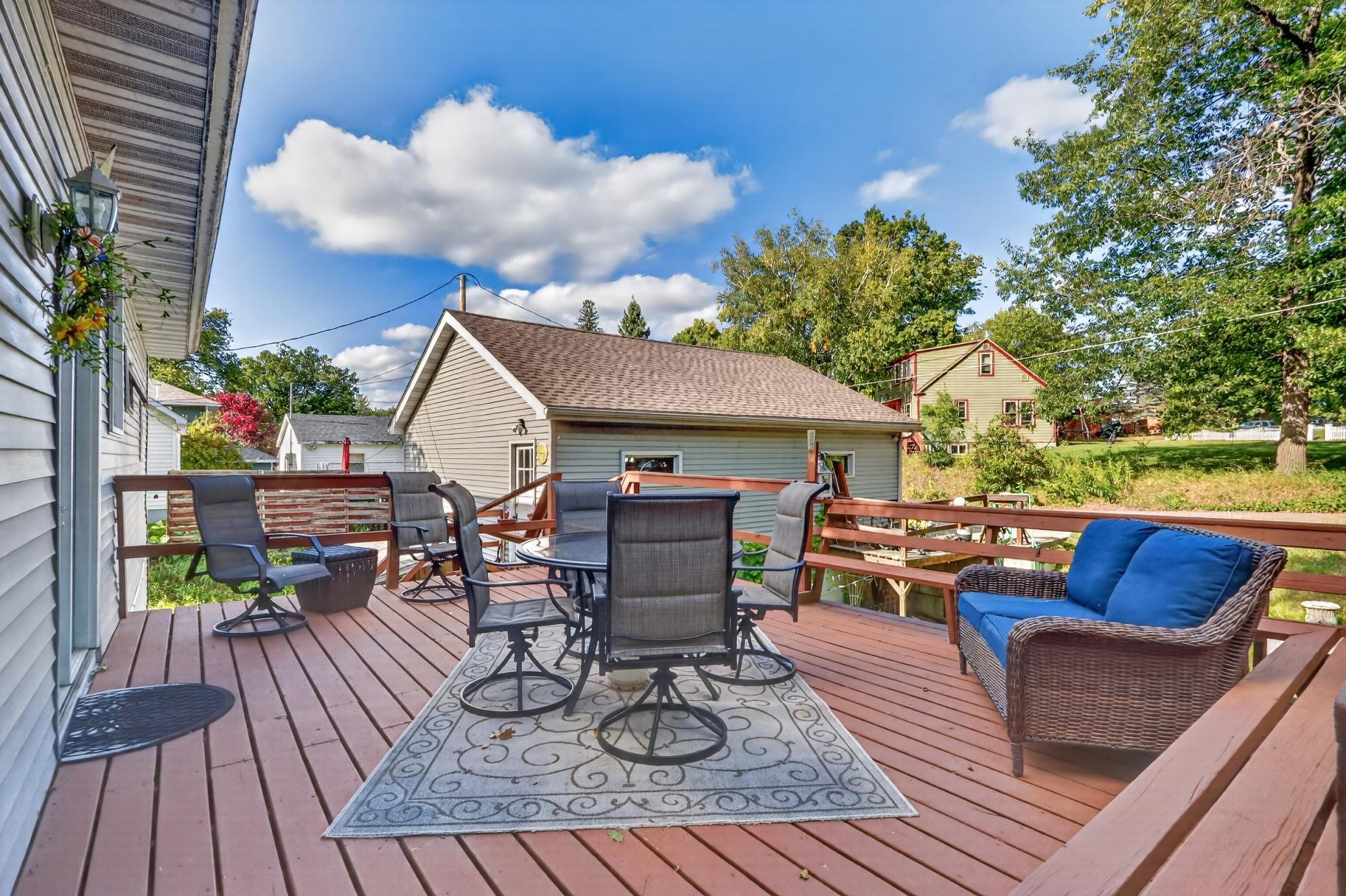1955 single family home for sale at 316 Congdon Street in Coleraine, MN — 4 bed, 3 bath (photo 40 of 59)