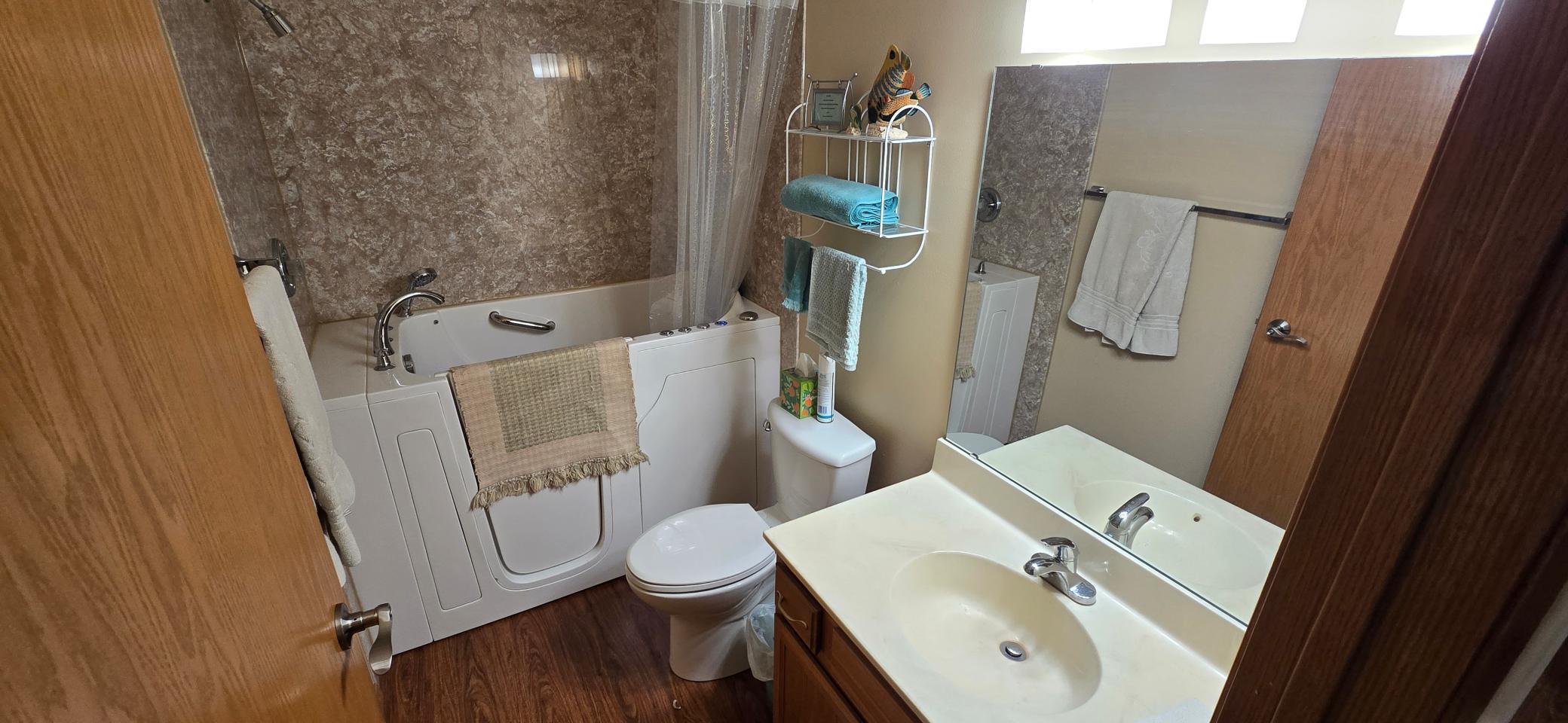 1998 townhouse for sale at 3345 38th Street S in Moorhead, MN — 2 bed, 2 bath (photo 3 of 23)