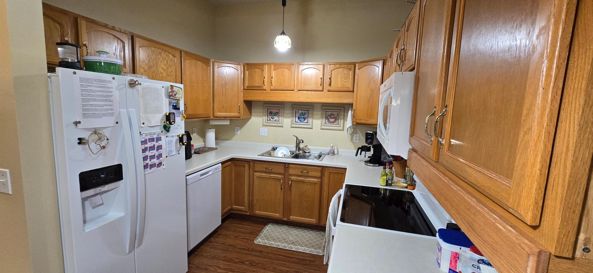 1998 townhouse for sale at 3345 38th Street S in Moorhead, MN — 2 bed, 2 bath (photo 6 of 23)