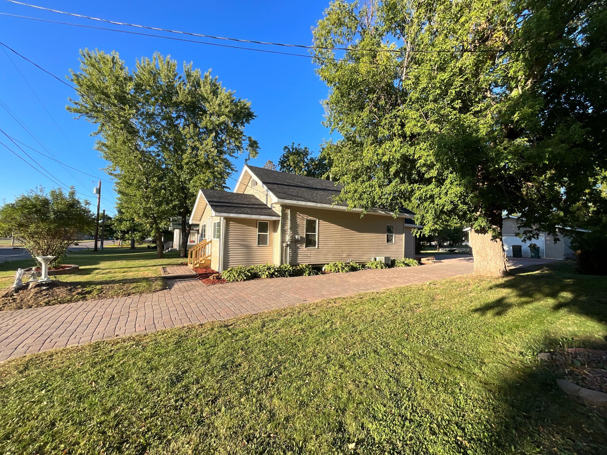 1920 single family home for sale at 216 6th Street NE in Long Prairie, MN — 3 bed, 2 bath (photo 7 of 8)