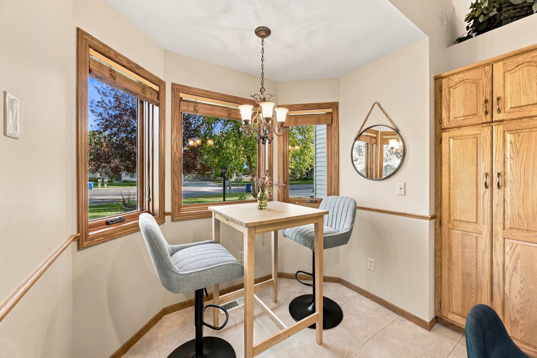 1994 twin home for sale at 2206 Brookwood Court in Fergus Falls, MN — 2 bed, 2 bath (photo 14 of 36)