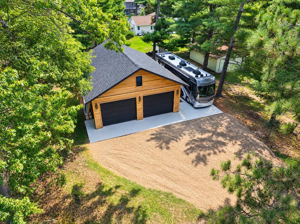 2005 single family home for sale at 20729 Paine Avenue in Brainerd, MN — 3 bed, 3 bath (photo 32 of 43)