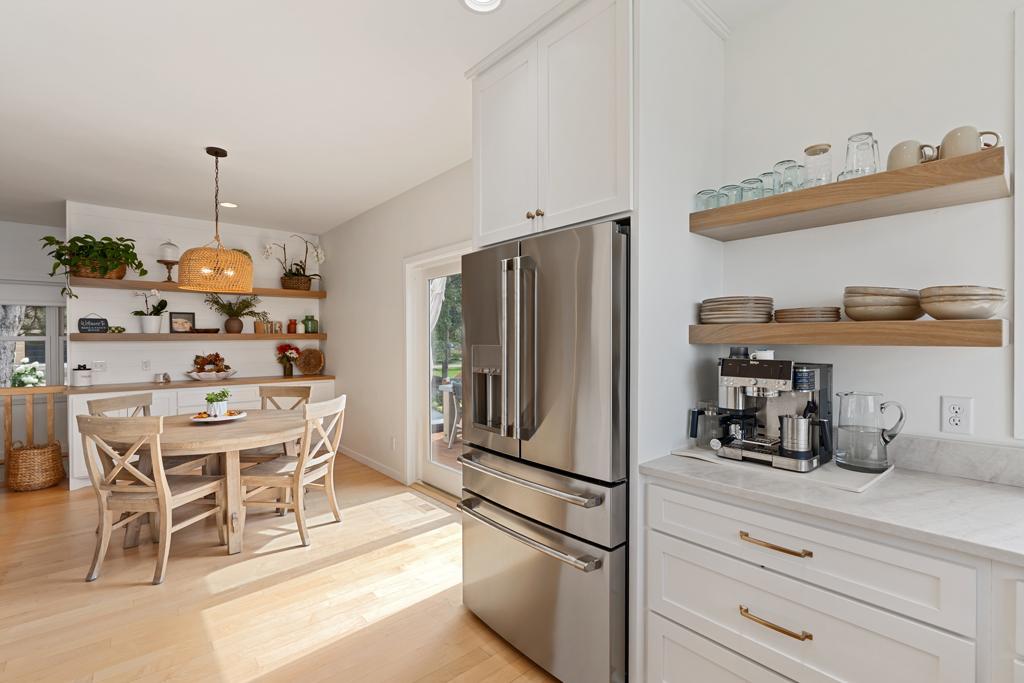 2005 single family home for sale at 20729 Paine Avenue in Brainerd, MN — 3 bed, 3 bath (photo 9 of 43)